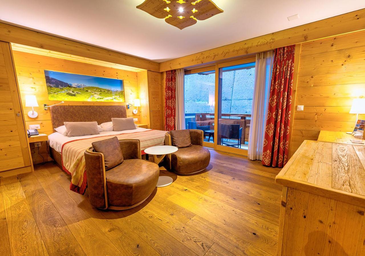 Nendaz 4 Vallees & Spa 4* Superior المظهر الخارجي الصورة