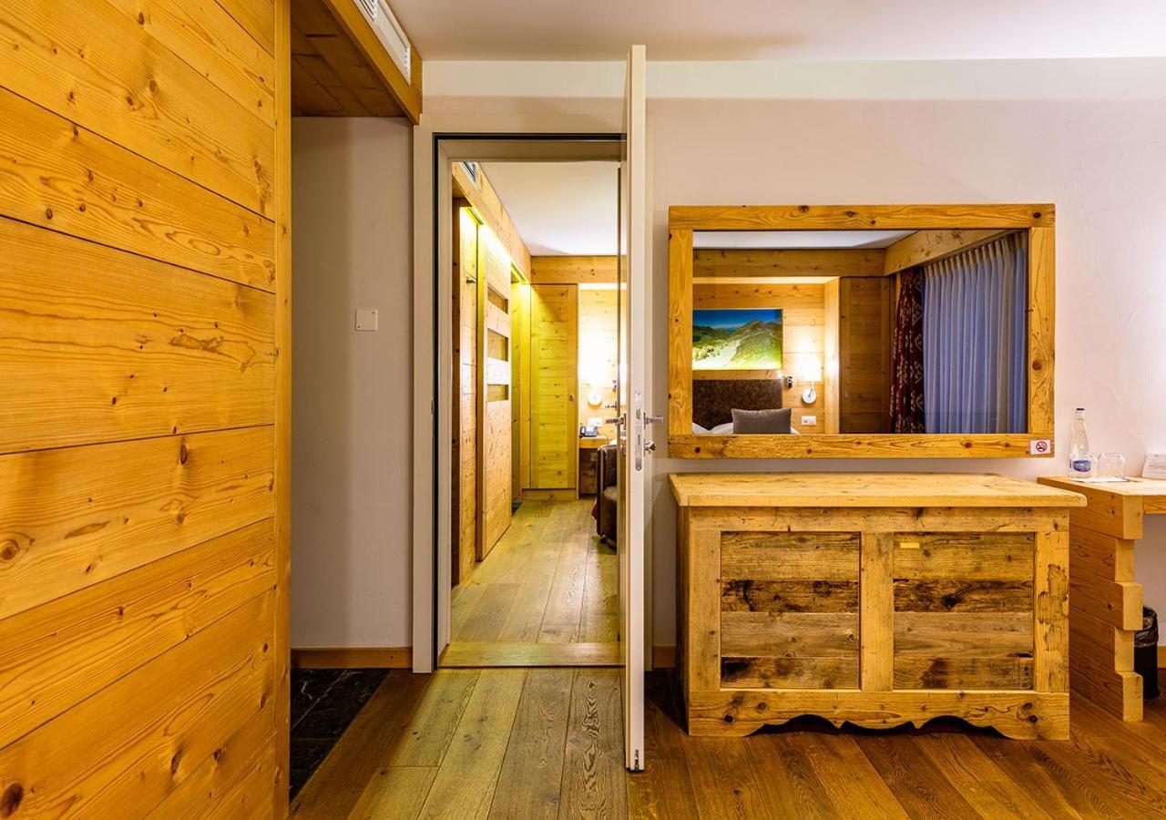 Nendaz 4 Vallees & Spa 4* Superior المظهر الخارجي الصورة